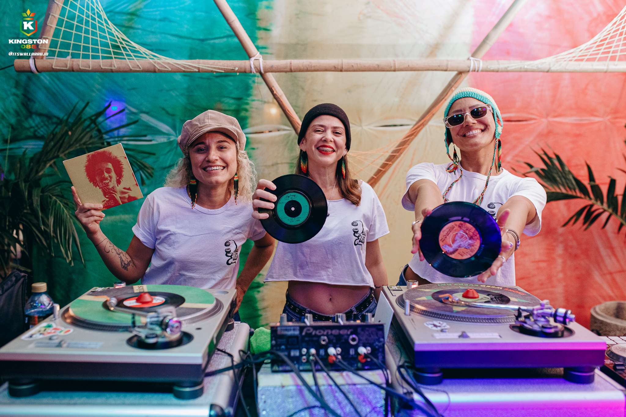 Iara Pamella e Vanessa a Cantora rememoram forró das antigas na Estação das Artes no sábado (26)