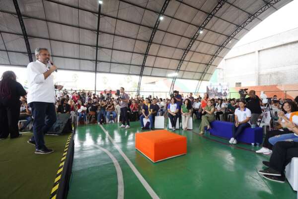 1.200 estudantes de escola pública participam de mais um aulão do Enem Chego Junto, Chego Bem