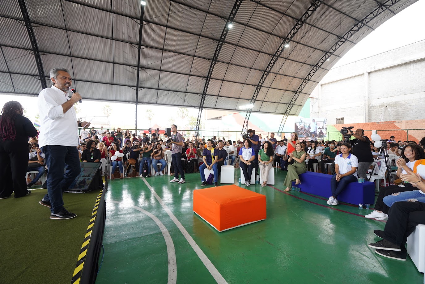 1.200 estudantes de escola pública participam de mais um aulão do Enem Chego Junto, Chego Bem