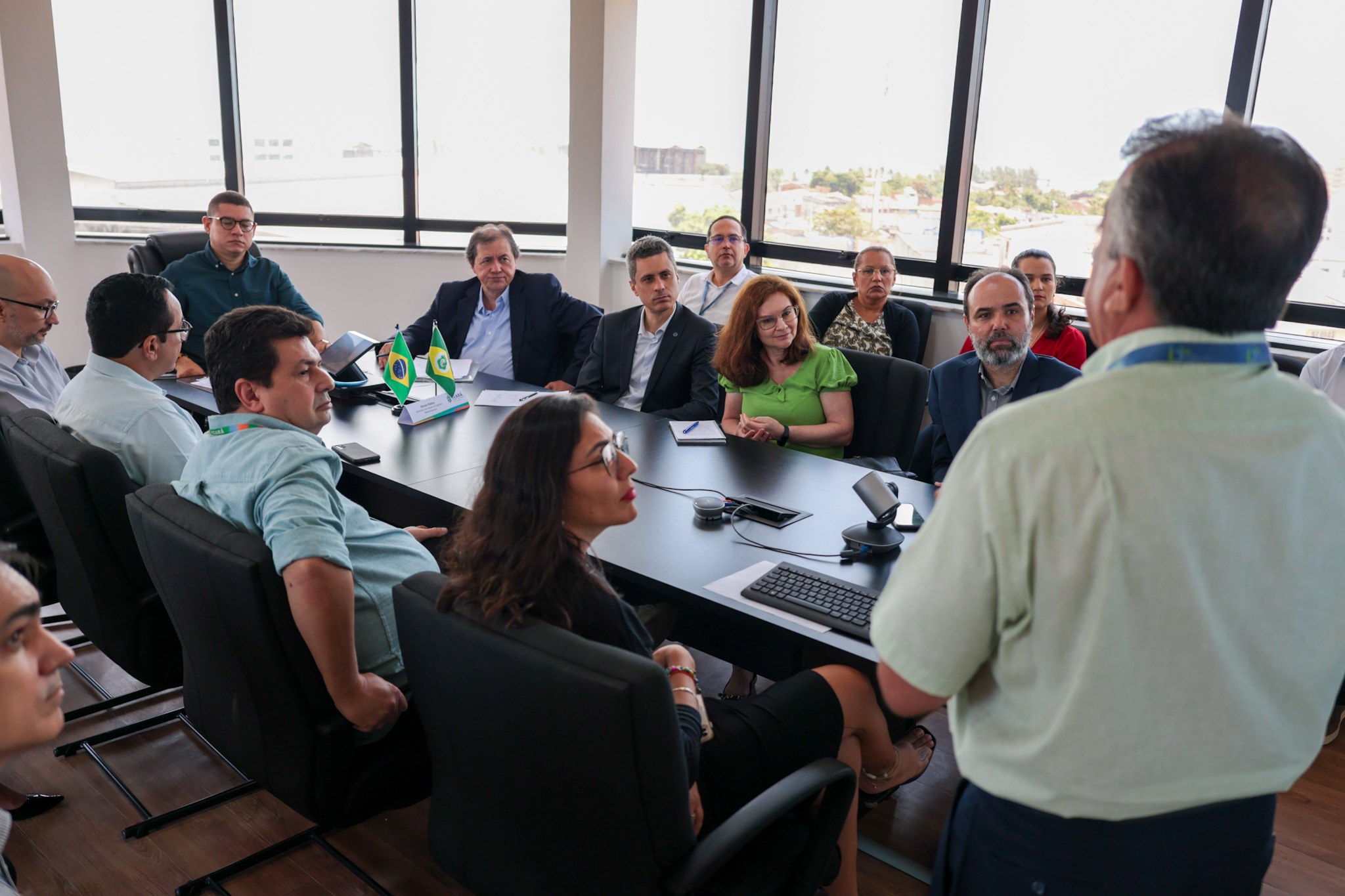 SET E IDT apresentam sistema integrado de intermediação de mão de obra e seguro-desemprego para técnicos do MTE