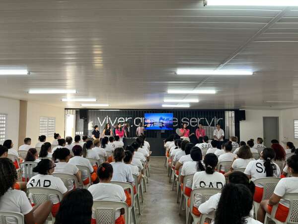 Sesa e SAP promovem palestra de conscientização sobre Câncer de Mama para internas do sistema prisional em alusão ao Outubro Rosa