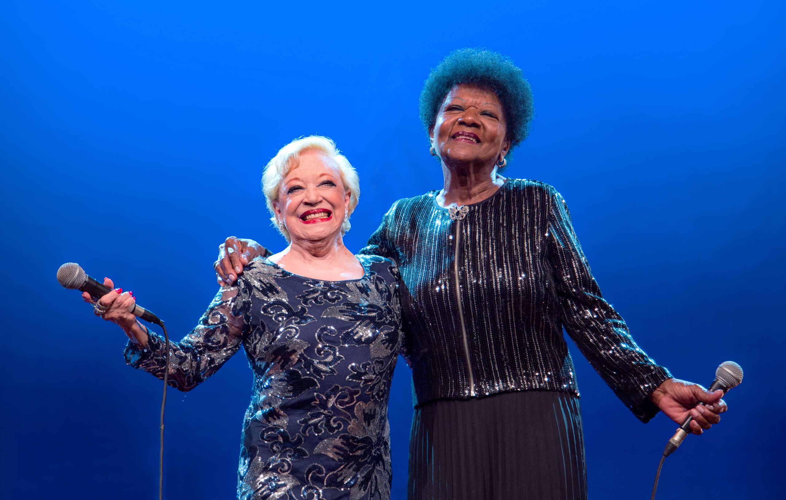 Alaíde Costa e Claudette Soares apresentam os clássicos da Bossa Nova em Fortaleza, no Cineteatro São Luiz