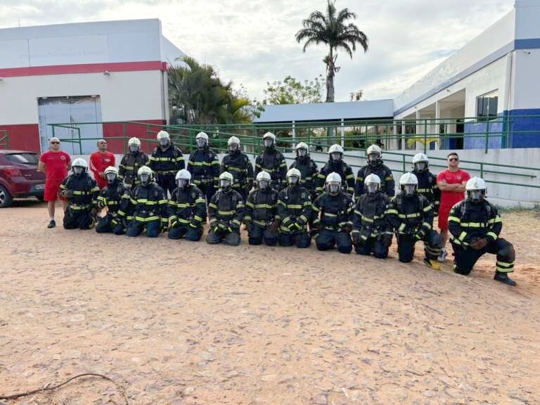 CBMCE inicia treinamento para nova turma de curso de combate a incêndio urbano