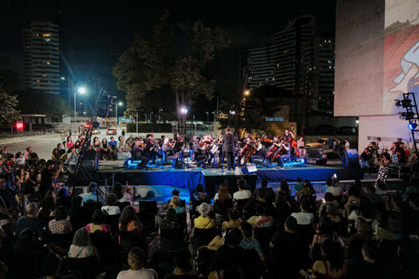 Museu da Imagem e do Som do Ceará promove apresentação da Camerata de Cordas da UFC e Feira da Fotografia