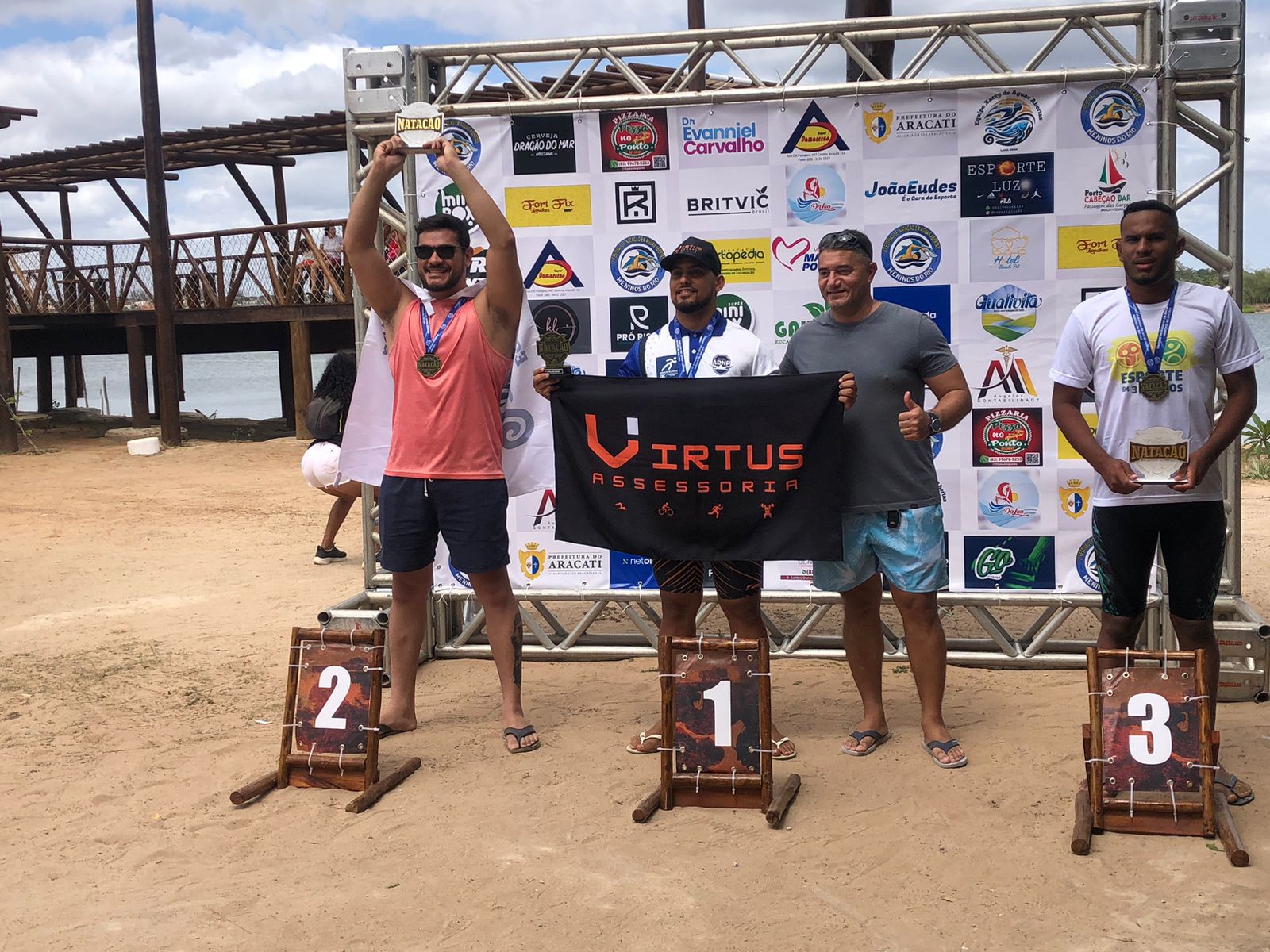 Crianças do Projeto Esporte em 3 Tempos participam do 2º Festival de Natação em Águas Abertas “Meninos do Rio”