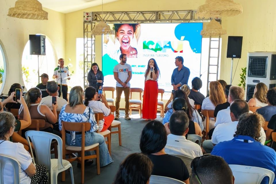 Seminário em Icapuí discute desenvolvimento turístico sustentável e criativo na Rota das Falésias