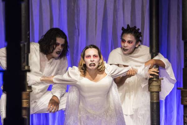 Artes cênicas: Espetáculos gratuitos ocupam o palco do Cineteatro São Luiz esta semana