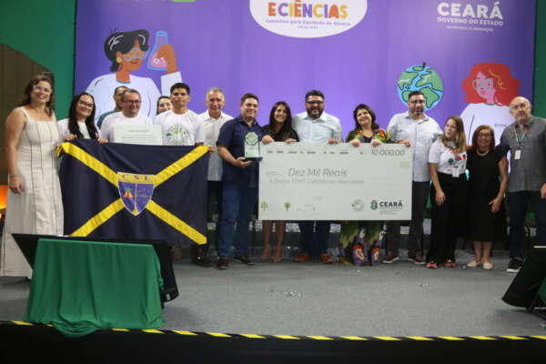 Selo Escola Sustentável é entregue a unidades que se destacaram em ações socioambientais