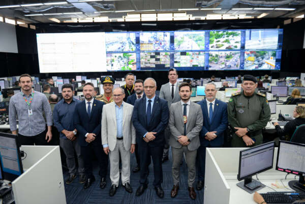 Governador do Ceará em exercício realiza visita à sede da SSPDS e se reúne com a cúpula da Segurança Pública