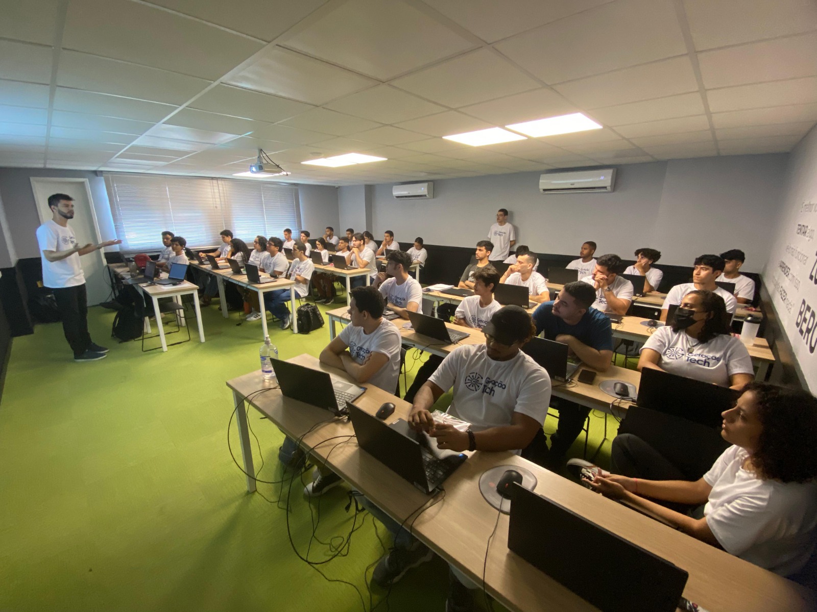 Projeto Geração Tech 2.0 abre 1.700 vagas para formação em tecnologia no Ceará