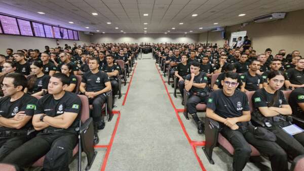 Alunos do curso de formação da Polícia Penal participam de palestras sobre fiscalização do sistema prisional e combate ao racismo institucional