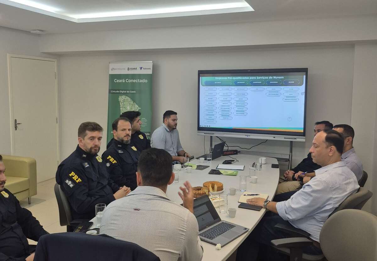 Etice e PRF-CE avançam em parceria tecnológica para comunicação mais eficiente