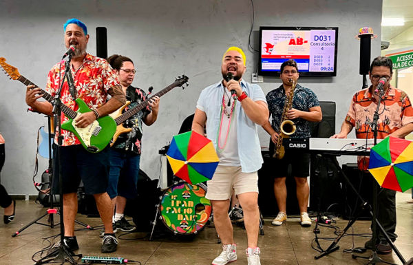 Hemoce encerra programação carnavalesca com bloquinho da solidariedade neste sábado (22); equipamento tem funcionamento diferenciado no feriadão