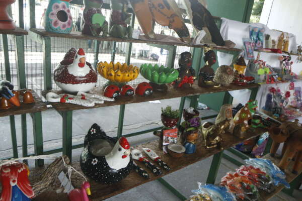 Ceasa-CE promove Feira Flor e Artesanato em homenagem às mulheres