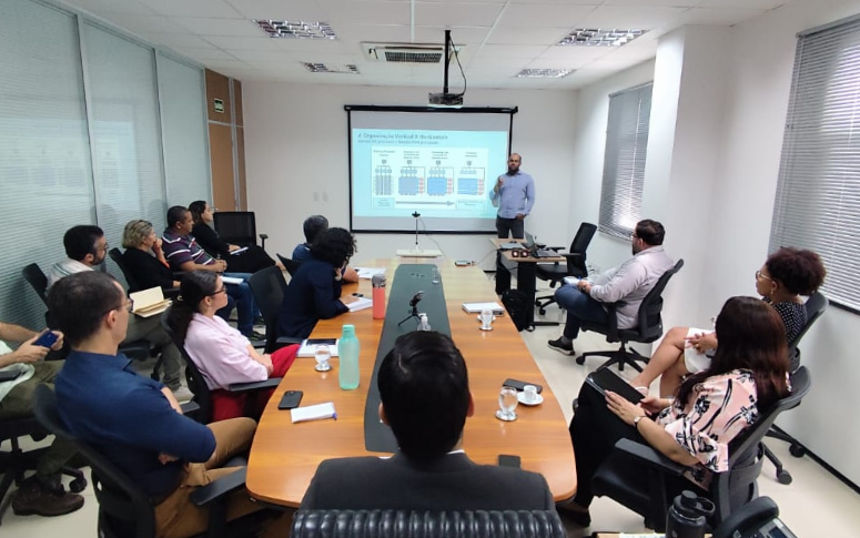 Arce inicia processo de modernização das fiscalizações de saneamento