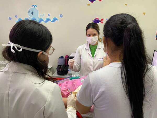 Hospital Infantil Albert Sabin: aplicação de toxina botulínica auxilia na recuperação da mobilidade de pacientes com complicações neurológicas