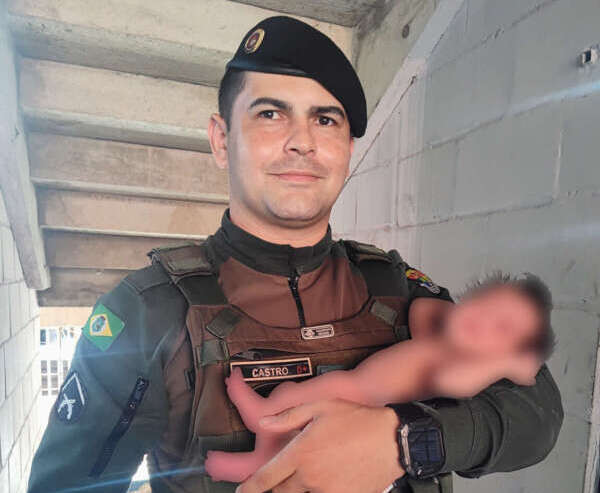 Recém-nascida engasgada é salva por policiais militares na Granja Lisboa