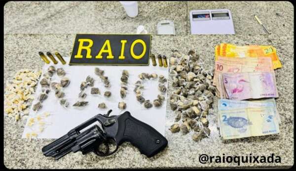 Em Quixadá, CPRAIO prende suspeito com revólver e drogas