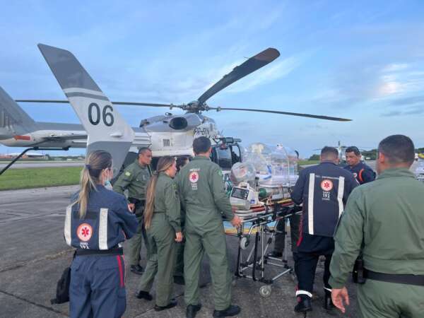 Ciopaer/SSPDS realiza transporte de gêmeos gemelares de Iguatu para Fortaleza