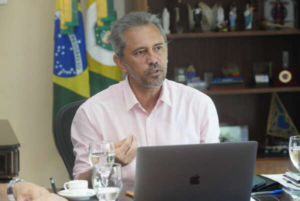 Governo do Ceará anuncia medidas para combater a violência de grupos criminosos contra provedores de Internet no Ceará