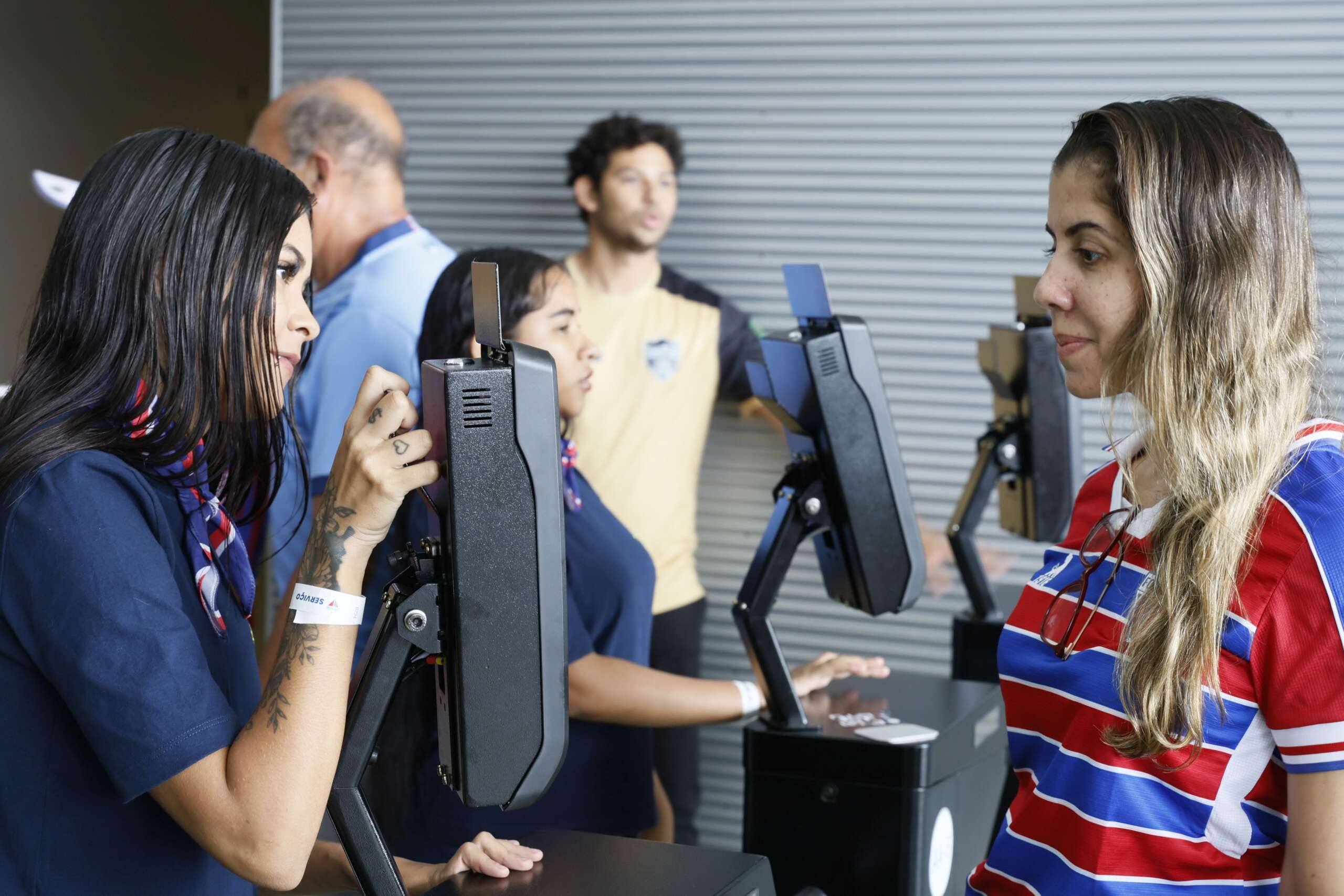 Reconhecimento Facial começa a ser implementado na Arena Castelão e é elogiado por torcedores: “Rápido e traz segurança”