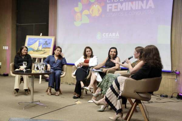 Lideranças femininas dialogam em roda de conversa na Sefaz-CE