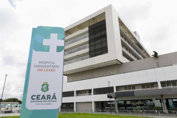 Confira imagens da inauguração do Hospital Universitário do Ceará