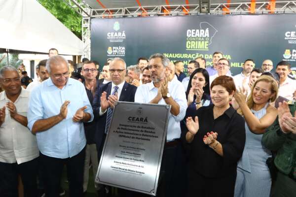 Em Horizonte, Governo do Ceará entrega nova sede do Batalhão da Polícia Militar e assina ordem de serviço de reforma do terminal rodoviário