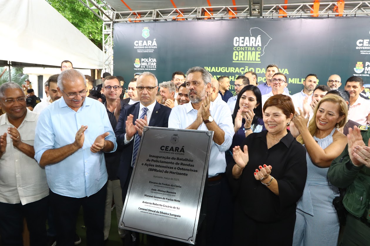 Em Horizonte, Governo do Ceará entrega nova sede do Batalhão da Polícia Militar e assina ordem de serviço de reforma do terminal rodoviário