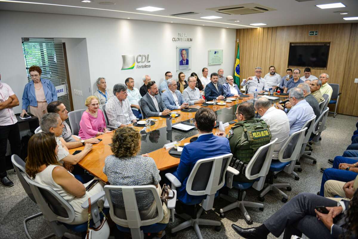 Em reunião na CDL, SSPDS apresenta redução de 30% em roubos no Centro de Fortaleza durante 1º trimestre de 2025