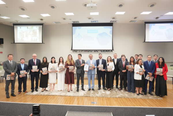 Governo do Ceará assina Pacto Cearense pela Primeira Infância