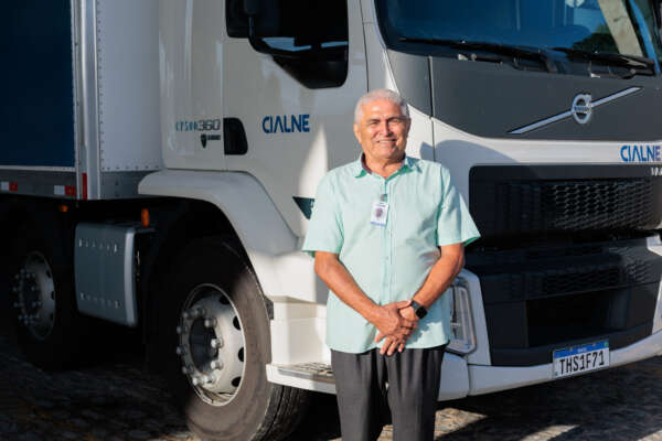 Idade como barreira: os desafios da recolocação profissional após os 50 anos