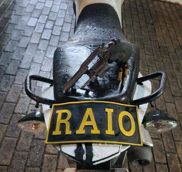 Suspeito de roubo a motorista de aplicativo é preso pela PMCE com arma de fogo na Capital