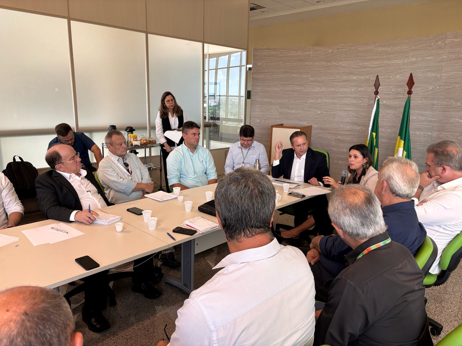 Governo do Ceará, por meio da SDE, discute estratégias do Polo de Agricultura Irrigada na região de Ibiapaba