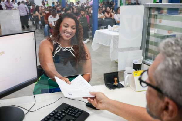 IDT conta com mais de 3 mil vagas de emprego em todo o Ceará nesta segunda (28)