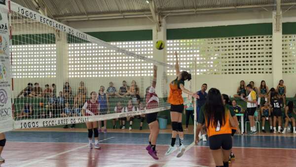 Mais de 3,5 mil alunos-atletas marcam presença na fase Crede dos Jogos Escolares do Ceará