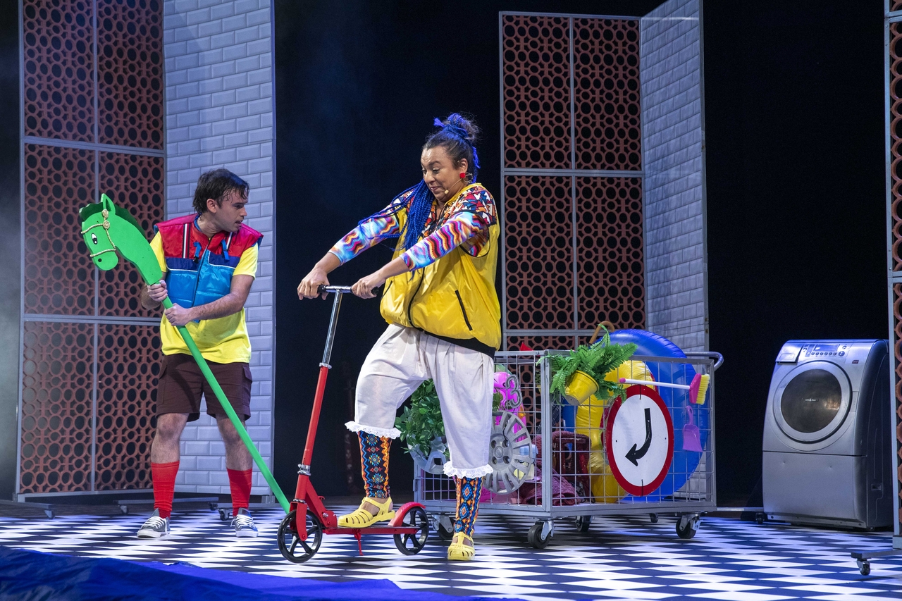 Grupo cearense destaque no Prêmio Shell apresenta três espetáculos em abril no Teatro do Dragão do Mar