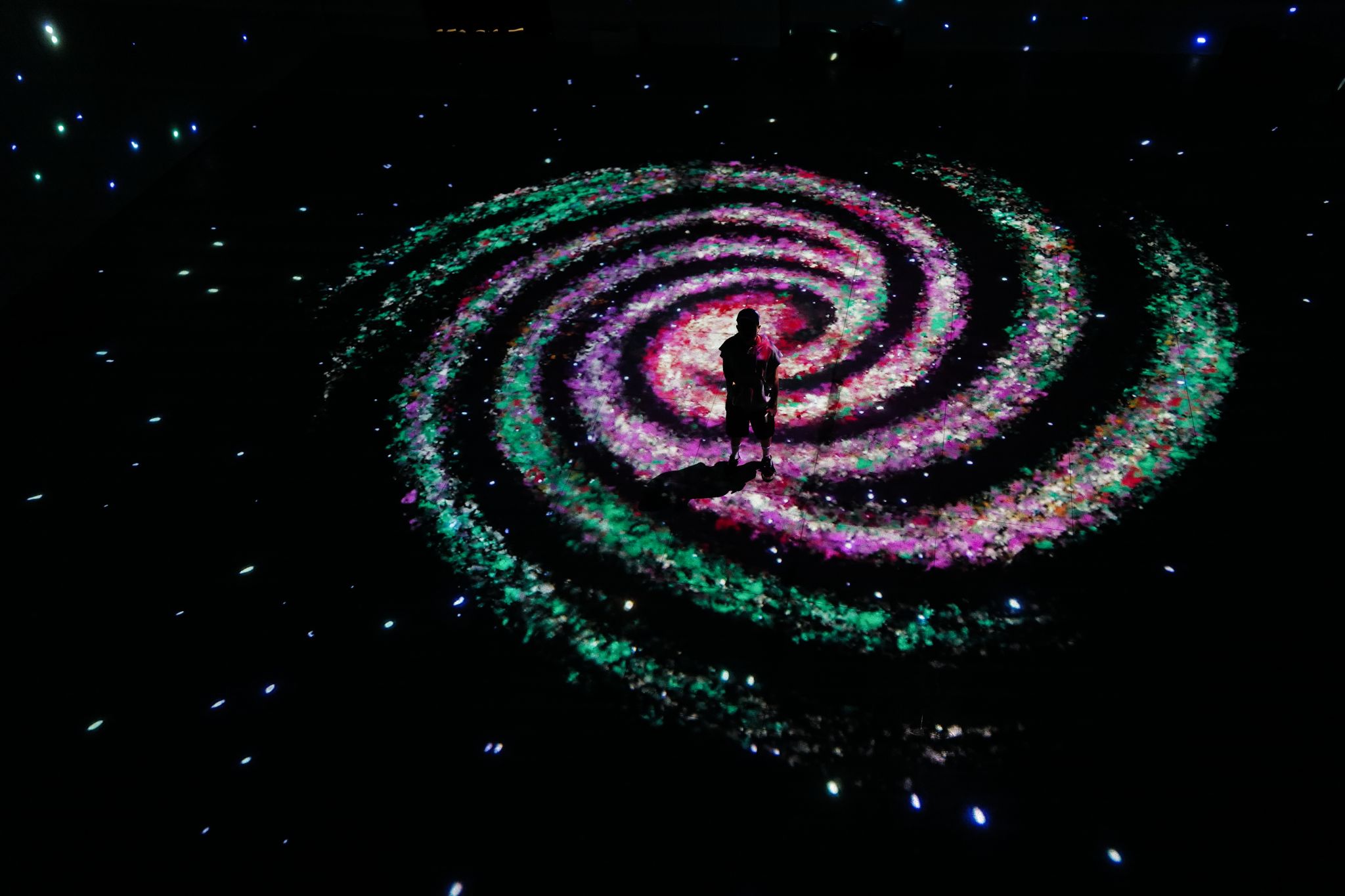 MIS CE participa de Festival NewImages, evento internacional dedicado à arte imersiva e novas narrativas realizado na França