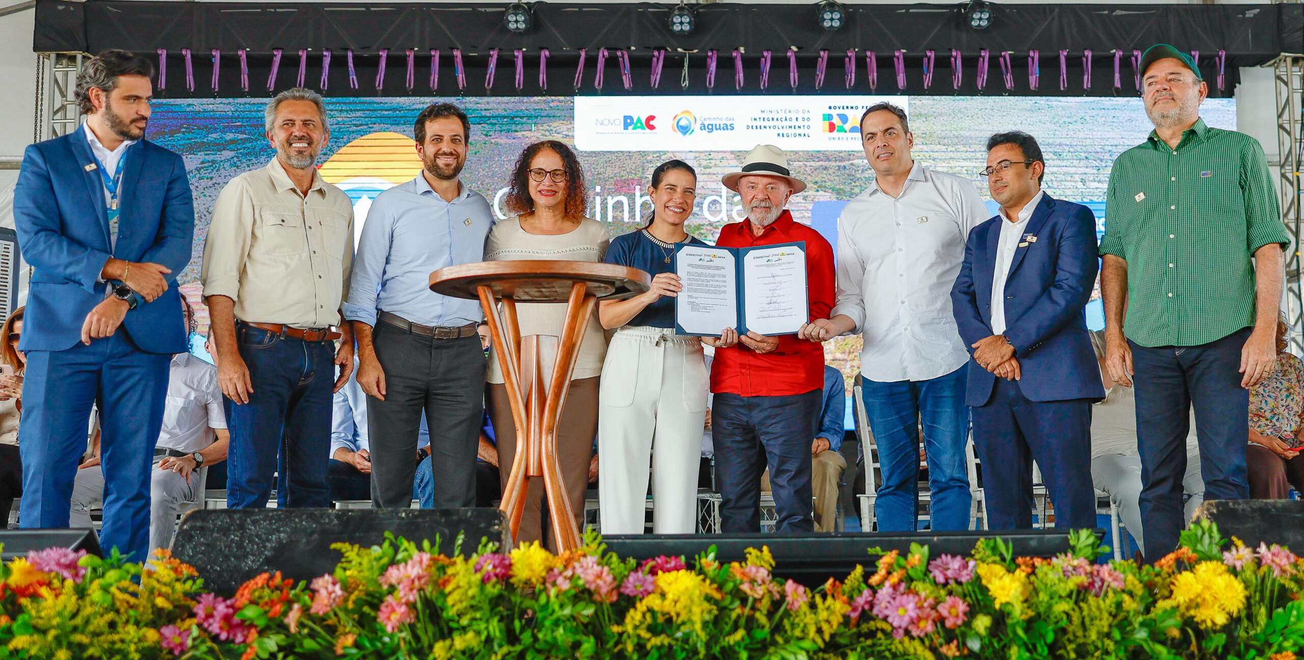 Presidente Lula assina ordem de serviço para ampliação no projeto de transposição do Rio São Francisco