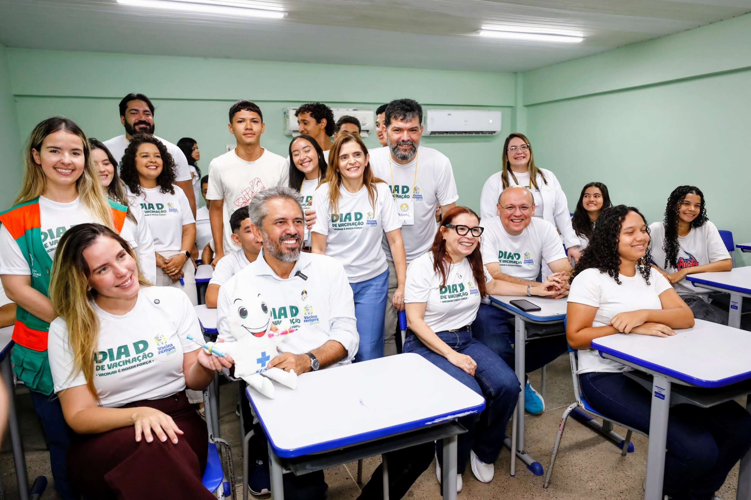 Governo do Ceará realiza Dia D de Vacinação contra Gripe em parceria com prefeituras e Governo Federal