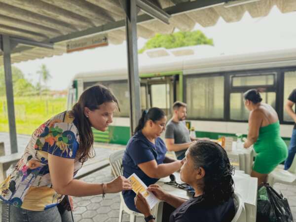 Linha Oeste do Metrofor recebe ação de prevenção contra a hipertensão arterial