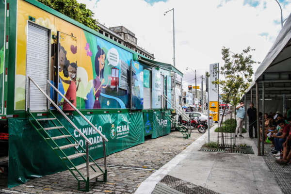 Caminhão do Cidadão encerra maio percorrendo cinco municípios