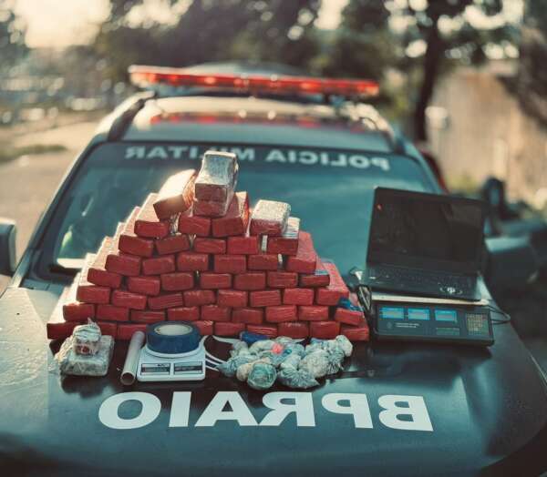 Com informações da Coin/SSPDS, PMCE apreende mais de 46 kg de drogas na Granja Portugal