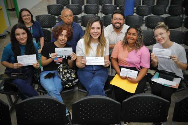 Jovens do Primeiro Passo são encaminhadas para vagas de emprego no IDT/Sine