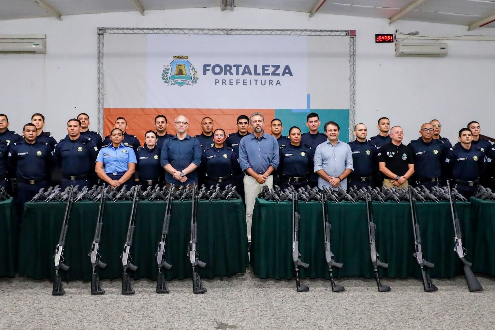 Governo do Ceará doa quase 430 armas à Guarda Municipal de Fortaleza