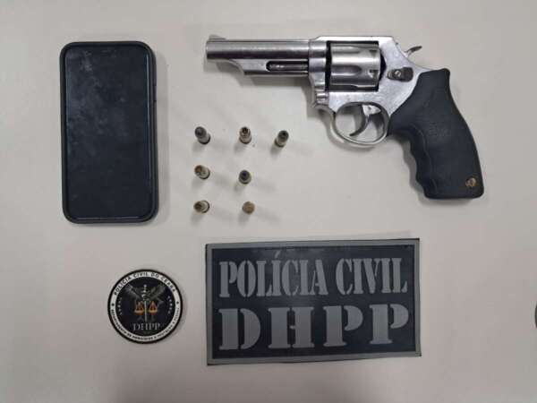 Suspeito de duplo homicídio é preso em posse de arma de fogo em Fortaleza