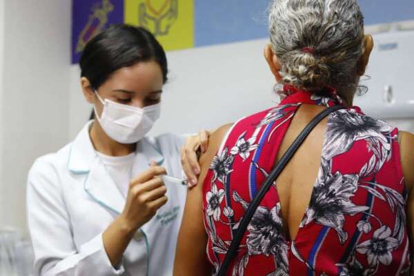 Secretaria da Saúde do Ceará realiza Dia D de Vacinação contra a Gripe no Vapt Vupt Papicu