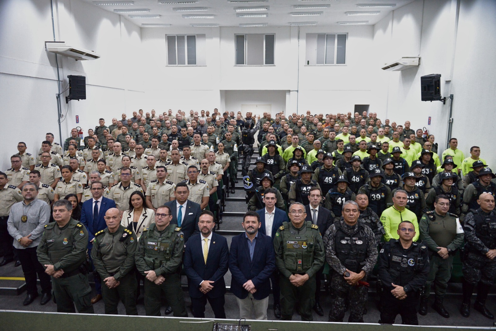 Aesp/CE inicia formação continuada de 216 agentes da Polícia Militar do Ceará