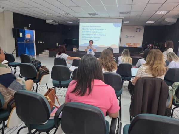 Projeto De Braços Abertos realiza roda de conversa sobre comunicação para mobilização social no Cariri