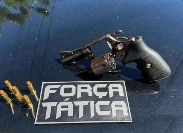 PMCE prende homem armado com revólver no bairro Quintino Cunha, em Fortaleza